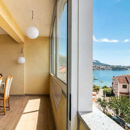 Apartments Lacaleta Split Exterior photo